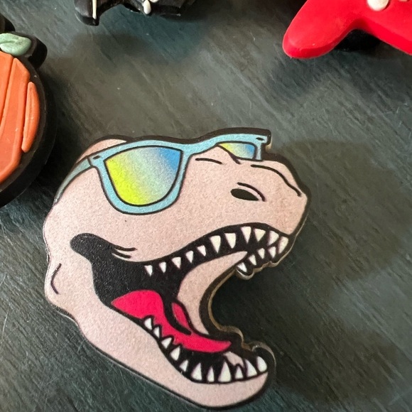 Croc Jibbitz silicon. Holiday, dinosaur, Darth Vadar, Paw Patrol. - Picture 4 of 10